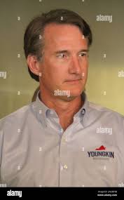 Glenn youngkin hi-res stock photography and images