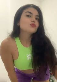 Na vibe das dancinhas 💁🏻‍♀️💚