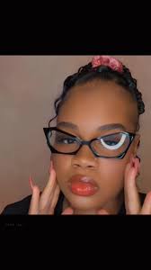 Plus Size Model Dani Dee: Embracing Bliss and Confidence