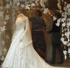 Maybe you would like to learn more about one of these? Hochzeit Mit William Das Ratsel Um Das Brautkleid Von Kate Middleton Welt