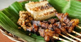 Sate maranggi adalah salah satu resep masakan daging sapi dean kambing yang dibakar atau dipanggang dengan bumbu khas sunda. Foto Sate Maranggi Purwakarta Gegerkan Filipina Okezone Lifestyle