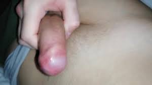 Primo pequeño durmiendo con erección, le hice correrse en mi garganta  hombre ver en linea