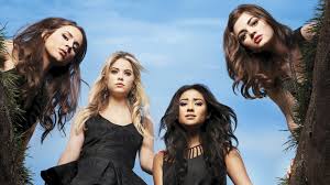 Bellisario wurde in los angeles geboren und ist dort aufgewachsen. Pretty Little Liars Staffel 8 Gibt Es Noch Hoffnung Reboot Geplant Kino De