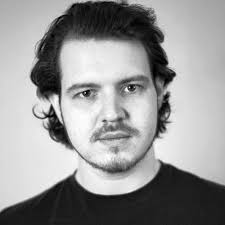 Chris Bell (@ChrisBellcomedy)