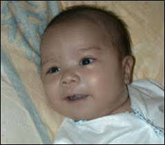 Elena Gatchalian's Instagram, Twitter & Facebook