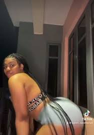 fr!c@n Qu33n$ 🇹🇿 🇳🇬 - Porn - EroMe