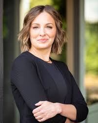 Niloufar Soltanian OD, FAAO