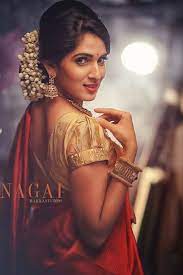 South Indian Bridal Makeup 30 Bridal Makeup Ideas Expert Tips Indian Bridal Hairstyles Indian Bridal Indian Hairstyles