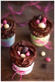 Y A Du Mystere Dans L Air Saines Gourmandises Nourriture De Paques Petits Moelleux Au Chocolat