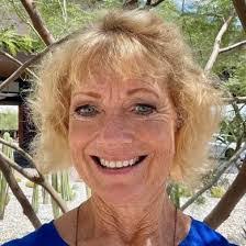 Jennifer Plitt's Instagram, Twitter & Facebook