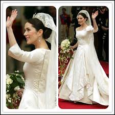 This look is great to be ot. July 2013 Chic Wedding Hairstyles