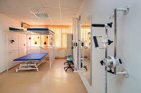 Kinetoterapia este definita ca si terapie prin miscare si se face prin programe de recuperare medicala care urmaresc si refacerea unor functii diminuate sau cresterea nivelului functional pentru diverse afectiuni. Conditii Si Proceduri Legale Pentru Infiintarea Unui Cabinet De Recuperare Medicala Cabinet Avocat Oana Livia Badea Bucuresti Consultanta Si Asistenta Juridica Dreptul Afacerilor Drept Comercial