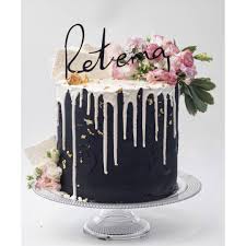 Black And Gold Drip Cake With Flowers Black White Touch Of Gold And Pink Flowers Dripping Cake By Eyal Revah Cake Graduation Party Decor White Cake