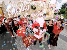 Posted by the unspinners kembali at 1/03/2019. Warm Xmas Greetings From Leaders The Star