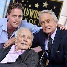 © 1949 united artists corporation; Kirk Douglas Er Hinterlasst Sein Vermogen Der Wohlfahrt Gala De