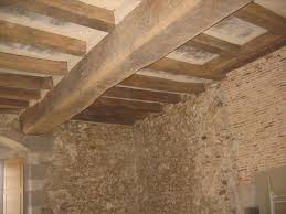Decap Soft Entreprise Specialisee En Sablage De Poutres Apparentes Et Charpentes A Basse Pression Sur Le Poitou Charente Poutre Poutre Bois Poutres Apparentes
