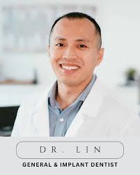 Dr. Lin Thu, a Summa Cum Laude graduate from UCLA School of Dentistry, is a  highly knowledgeable and passionate dentist at Flossy Dental Group. With  over 15 years in Southern California, he