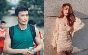 Hình ảnh mới nhất của thủ môn bùi tiến dũng và bạn gái đang nhận về nhiều ý kiến trái chiều từ dân mạng. Thá»§ Mon Bui Tiáº¿n DÅ©ng Cong Khai Tháº£ Thinh Tim Tinh Yeu Má»›i Giáº£i Tri Bao Nghá»‡ An Ä'iá»‡n Tá»­