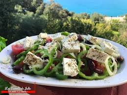 Recette Salade Grecque De Sofia Les Carnets De Julie Salades A La Salade Grecque Recette De Julie Cuisine Europeenne