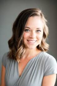 Michelle Paxton's Instagram, Twitter & Facebook