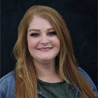 Beth Drennan's Instagram, Twitter & Facebook