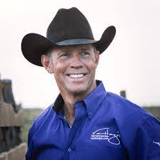 Thomas Brainard's Instagram, Twitter & Facebook