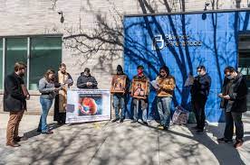 Anti Abortion Group Holds Prayer Vigil Outside Planned Parenthood Facility In Long Island City Qns Com