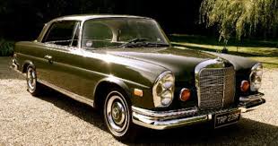 Stunning 1967 Mercedes W111 Coupe 250se Auto Mercedes Mercedes Benz Maybach Mercedes Coupe