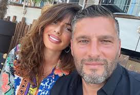 Photos : Julien (SS10) s'affiche ENFIN avec sa VRAIE chérie Tamara !