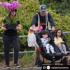 The couple married in secret two years ago. Jennifer Love Hewitt Aholics Pa Twitter Jennifer Love Hewitt Carries Some Flowers Out In Los Angeles With Husband Brian Hallisay And Kids Autumn Atticus 05 12 2019 Click To See All Photos Https T Co Syyz4ypa7e