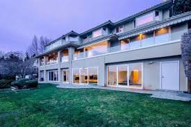 11,023 likes · 1,117 talking about this. 1145 Chartwell Crescent West Vancouver Zolo Ca