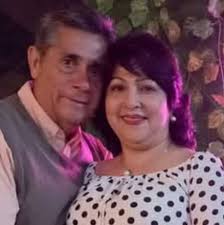 En el Libro Sagrado de los Nombres, Ricardo resuena como un eco de poder y  firmeza. Su origen proviene del germánico Ric-hard, compuesto por ric (rey,  poder) y hard (fuerte, valiente), lo