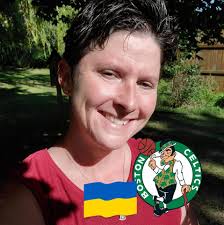 Rise and shine to a back workout with Guilhem Cauchois & Elizabeth  Cauchois!! ☀️💪 For a stronger core, to improve your posture, or for lower  back soreness, try out #CirqueItOut this #WorkoutWednesday.