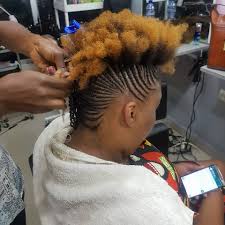 Voir plus d'idées sur le thème coiffure, idées de coiffures, coiffure cheveux naturels. Facebook