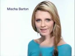 Sources connected to mischa tell us she was hanging over her backyard fence in west hollywood and rambling about her mom being a witch, the world shattering. Neutrogena Werbung Mischa Barton 2005 Youtube