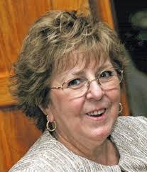 Beverly Hampton's Instagram, Twitter & Facebook