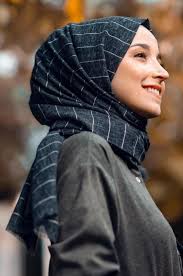 Princess hijab style tutorial for special occasions. Summer Hijab Outfits 35 Hijab Style Tips Summer Spring Wear Very Comfortable Clothes 2021 Clear Crochet