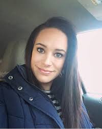 Arana is so beautiful, this girl just glows. Thank you, Edward Francis!