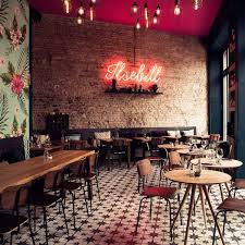 Restaurant Ilsebill Prenzlauer Berg Berlin Creme Guides Cafe Interieur Cafe Dekoration Bar Innenausstattung