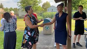 Jun 16, 2021 · hillary clinton backs shontel brown in ohio congressional race link to tweet hillary clinton has thrown her support behind cuyahoga county council representative shontel brown in a special house election in ohio later this year, setting up a clash with progressives who have endorsed former state sen. 6u5mcttb Ravsm