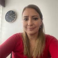 Cynthia Mier's Instagram, Twitter & Facebook