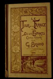 Il s'agit d'un manuel de lecture scolaire, publié pour la première fois en 1877 et utilisé dans certaines écoles françaises jusque dans les années 1950. Le Tour De France Par Deux Enfants 1 3 Le Val De Saire Par Ph L