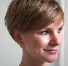 The fade haircut has usually been catered to males with brief hair, however lately, guys have actually been incorporating a high discolor with tool or long hair ahead. Admire Wedge Hairstyles That Should Try In 2021 Short Haircuts Models