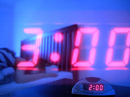 La Suisse Est Passee A L Heure D Ete Rfj Votre Radio Regionale Il permet de définir l'étalon de temps utilisé partout dans le.