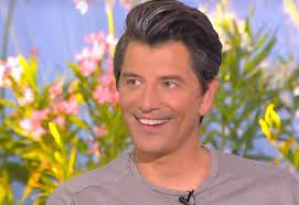 Aug 20, 2021 · ο καλύτερος οδηγός της αθήνας είναι εδώ για να σε ενημερώσει για οτιδήποτε συμβαίνει στην πόλη! Sakhs Roybas Oi Geitonies Poy Emeine Otan Hr8e Sthn A8hna Ta Paidika Toy Xronia