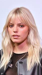 Reneé Rapp Says Starring in 'Mean Girls' Musical Was “Harmful” to Her  Health