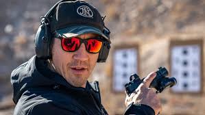 TIM KENNEDY IS ALWAYS READY FOR ALL SITUATIONS “There's no way to be  mentally tough besides doing hard things.” By Roger Lockridge. Read article  https://www.muscleandfitness.com/athletes-celebrities/pro-tips/tim-kennedy-is-always-ready-for-all  ...