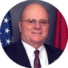 Martin Steele's Instagram, Twitter & Facebook