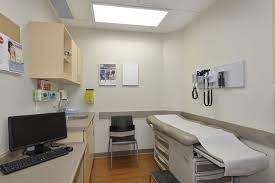 Vermont Urgent Care Has The Top Quality Reproductive Health Services Los Angeles Off Hospital Interior Design Home Office Furniture Desk Medical Office Design