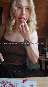 Und dann ins Auge fassen 🙂, #gesundeernährung #gymhumor #fit #fitfam  #healthy #gesundabnehmen #gesund #scharf #hothothot #spicymemes #spicyfood  #taste #tasty